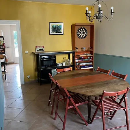 Bed & Breakfast Amis Wine House