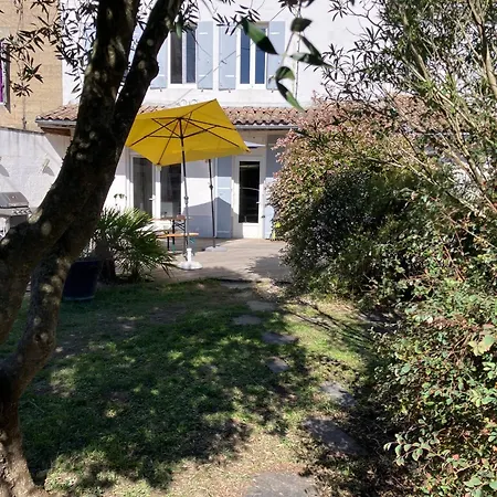 Amis Wine House Bed & Breakfast