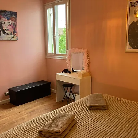 Frühstückspension Amis Wine House - Maison D'Hotes A 5 Min De Saint-Emilion *